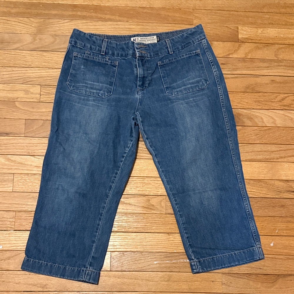 American Eagle Outfitters Blue Cropped Jeans